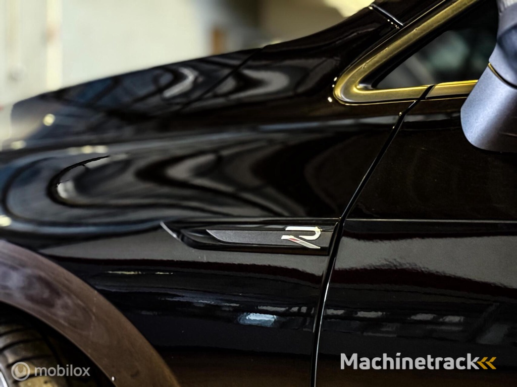 Volkswagen Golf 2.0 TSI R 4Motion |Pano |Akra|Drift |HUD|H&K