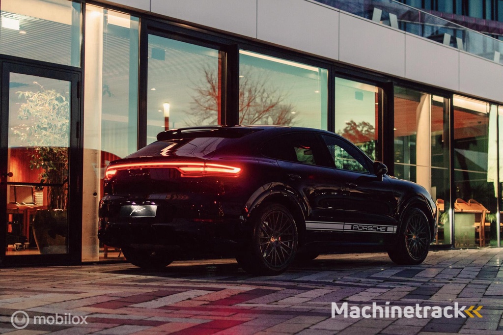 Porsche Cayenne 4.0 GTS 460pk |Pano|Bose|Headup|Sportuitlaat