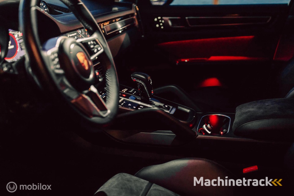 Porsche Cayenne 4.0 GTS 460pk |Pano|Bose|Headup|Sportuitlaat