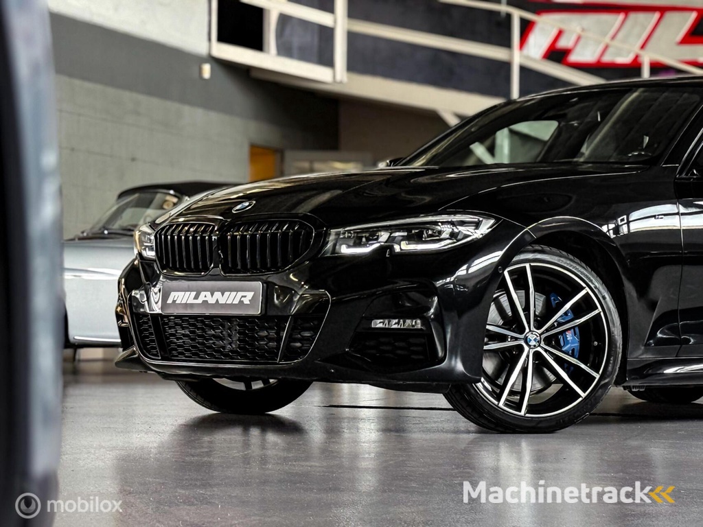 BMW 3-serie 320i M-Sport |Pano|Headup|Sfeer|Leder|Carplay