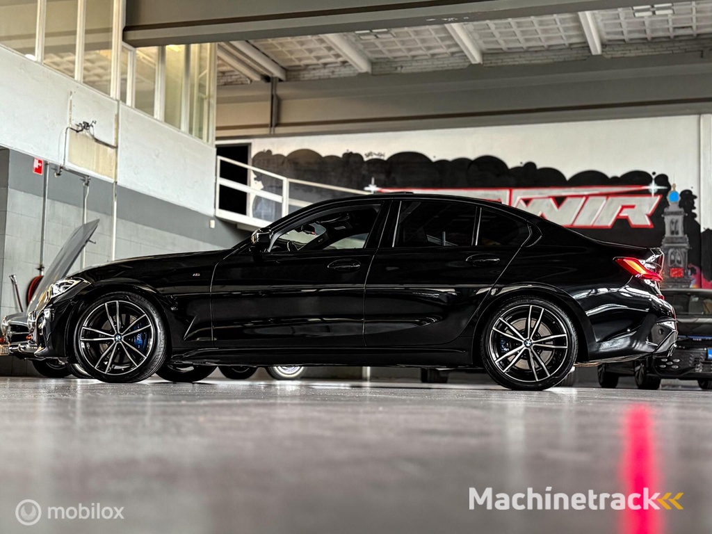 BMW 3-serie 320i M-Sport |Pano|Headup|Sfeer|Leder|Carplay