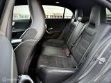 Minituur van Mercedes A-klasse 250 AMG Line Edition 1 |Pano |Sfeer|19” LM