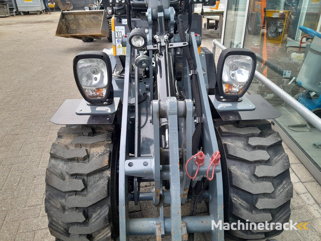 Giant G1500 X-tr 2024 70 uur!