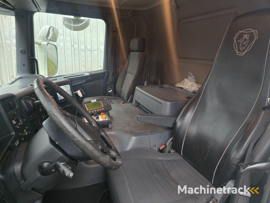 Scania P360 6X2 NTM 19.5m³ + VINCH