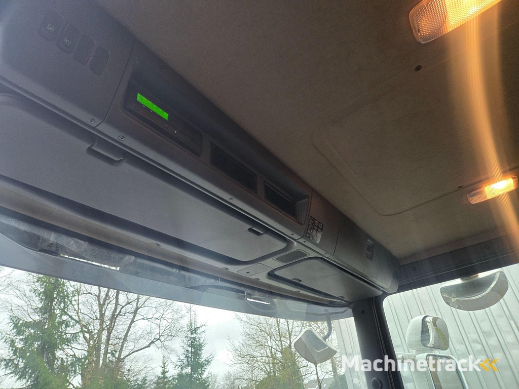 Scania P360 6X2 NTM 19.5m³ + VINCH