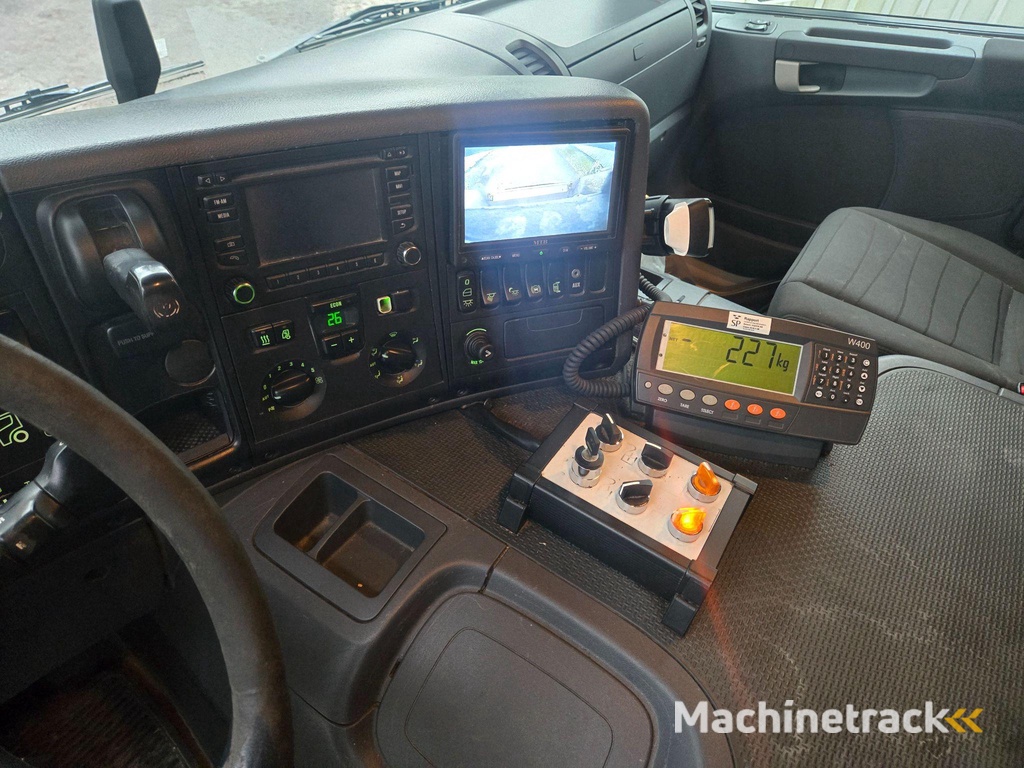 Scania P360 6X2 NTM 19.5m³ + VINCH