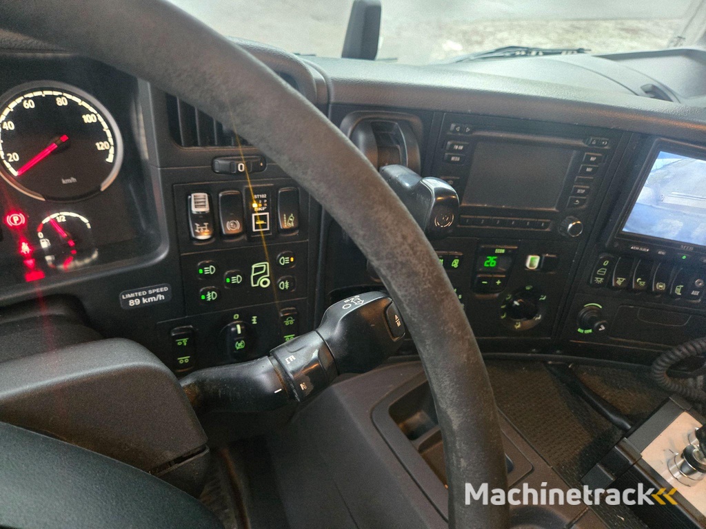 Scania P360 6X2 NTM 19.5m³ + VINCH