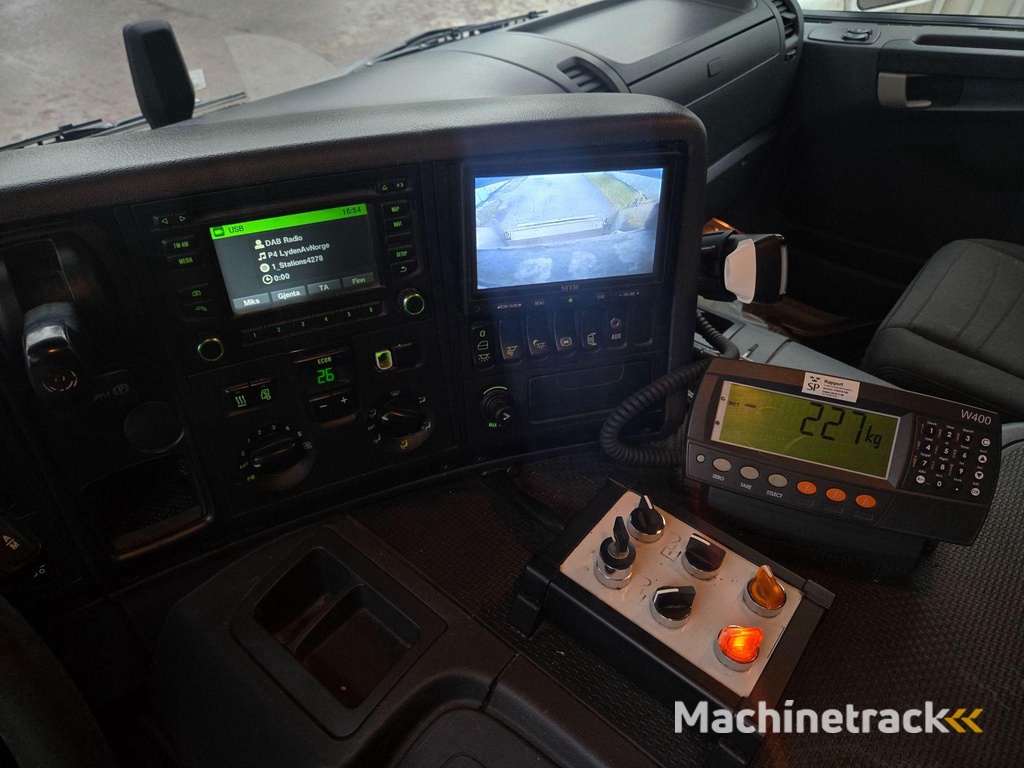 Scania P360 6X2 NTM 19.5m³ + VINCH