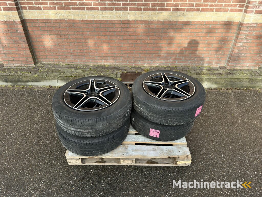 Mercedes GLC EQC 19 inch AMG velgen met Pirelli banden