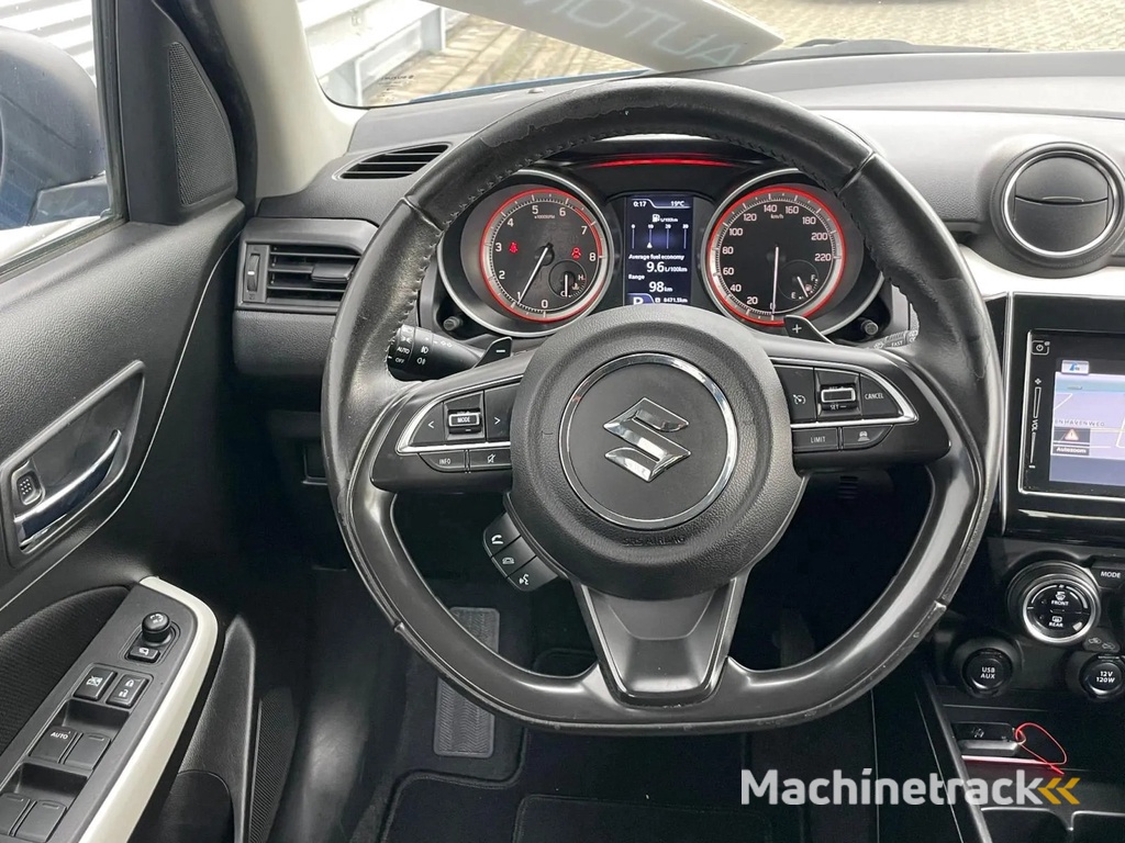 Suzuki Swift 1.0 1 JAAR GARANTIE !! / AUT / Airco / Navigatie