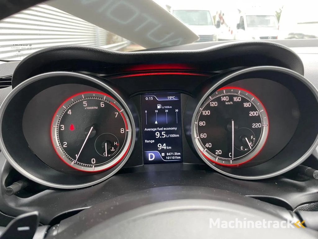 Suzuki Swift 1.0 1 JAAR GARANTIE !! / AUT / Airco / Navigatie