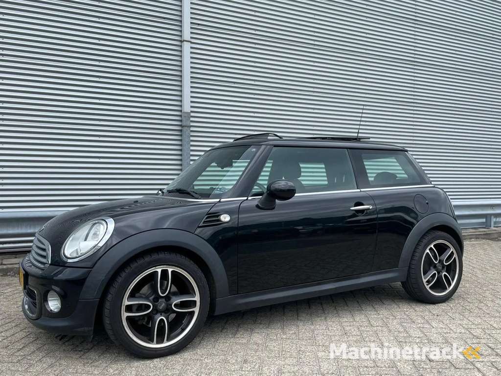 MINI Mini 1.6 One Chili