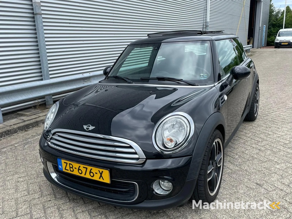 MINI Mini 1.6 One Chili