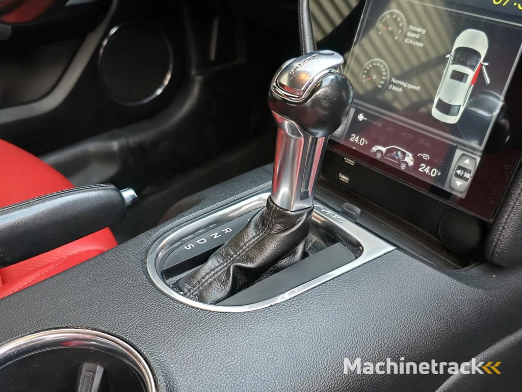 Ford Mustang Convertible 2.3 EcoBoost Navi / Groot scherm carplay / Leder / Airco