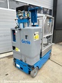 Minituur van Genie GR12 mast hoogwerker masthoogwerker GRC12