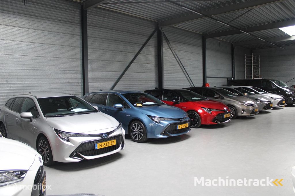 Toyota Corolla Touring Sports 1.8 Hybrid Business Plus 20 TOYOTA OP VOORAAD