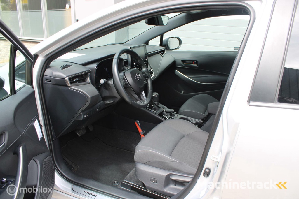 Toyota Corolla Touring Sports 1.8 Hybrid Business Plus 20 TOYOTA OP VOORAAD