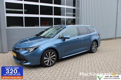 toyota-corolla-touring-sports-1.8-hybrid-dynamic-1e-eig-half-leer-17-inch-boekjes.