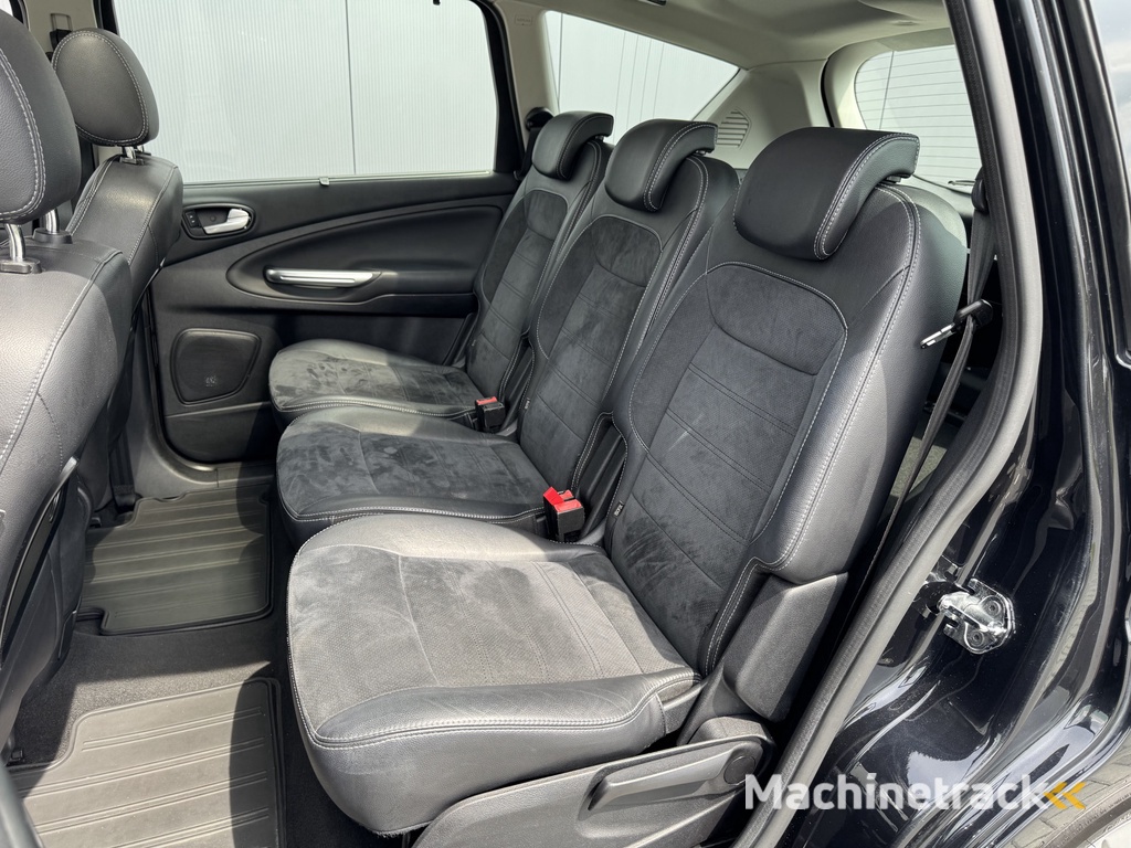 Ford S-Max 1.6 EcoBoost Platinum | RIJKLAAR | Pano | PDC