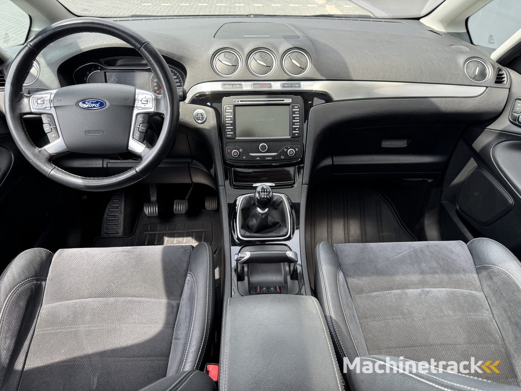 Ford S-Max 1.6 EcoBoost Platinum | RIJKLAAR | Pano | PDC