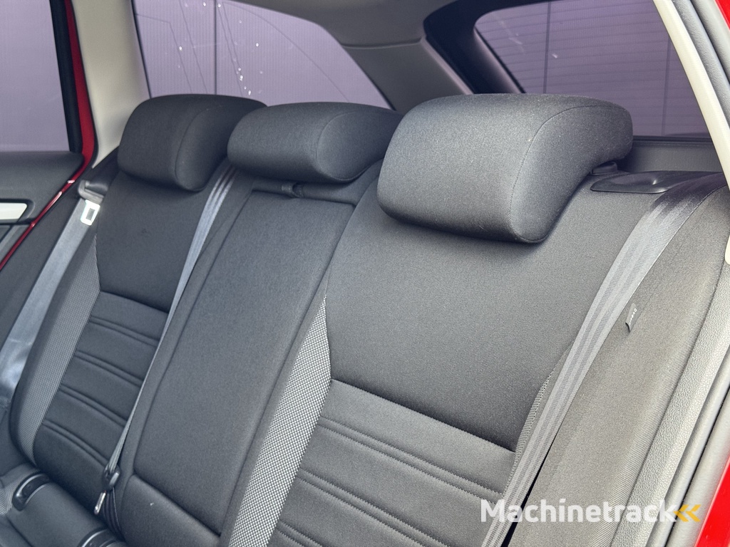 ŠKODA Octavia Combi 1.5 TSI Greentech Ambition Business | RIJKLAAR | Clima | Navi | Cruise