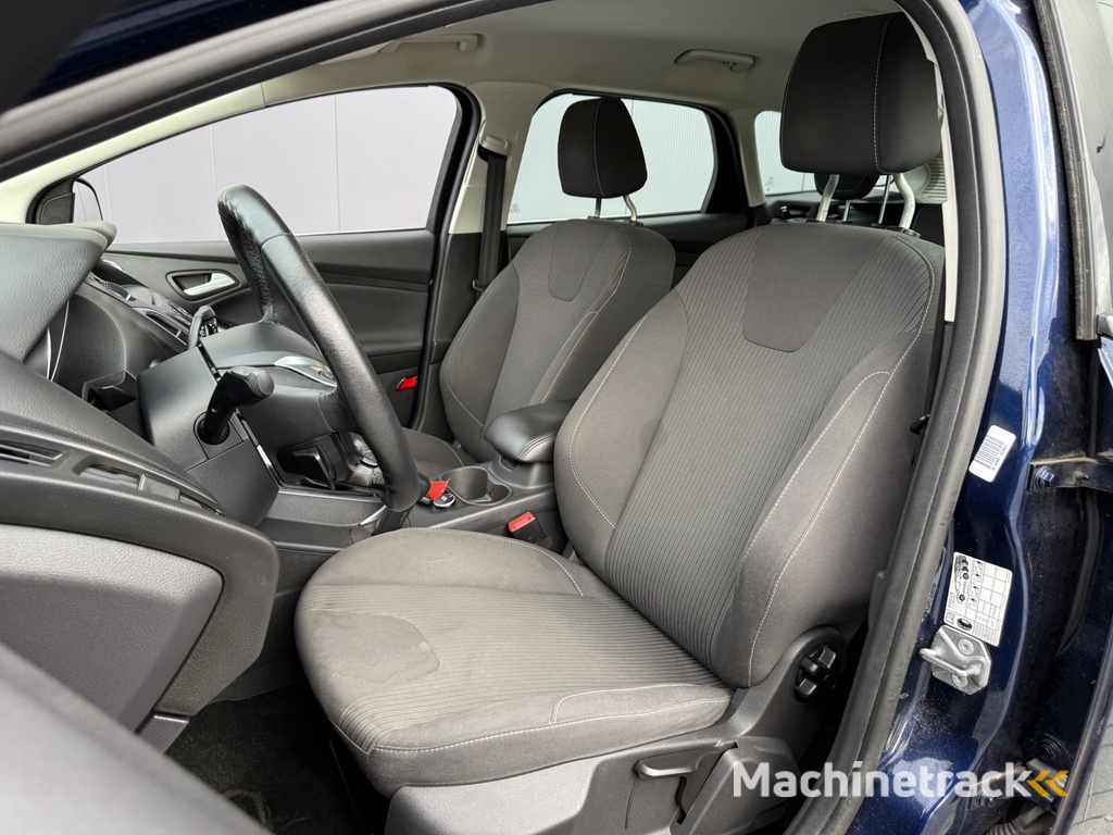 Ford Focus Wagon 1.0 EcoBoost Titanium | Nieuw binnen | Trekhaak | Navi