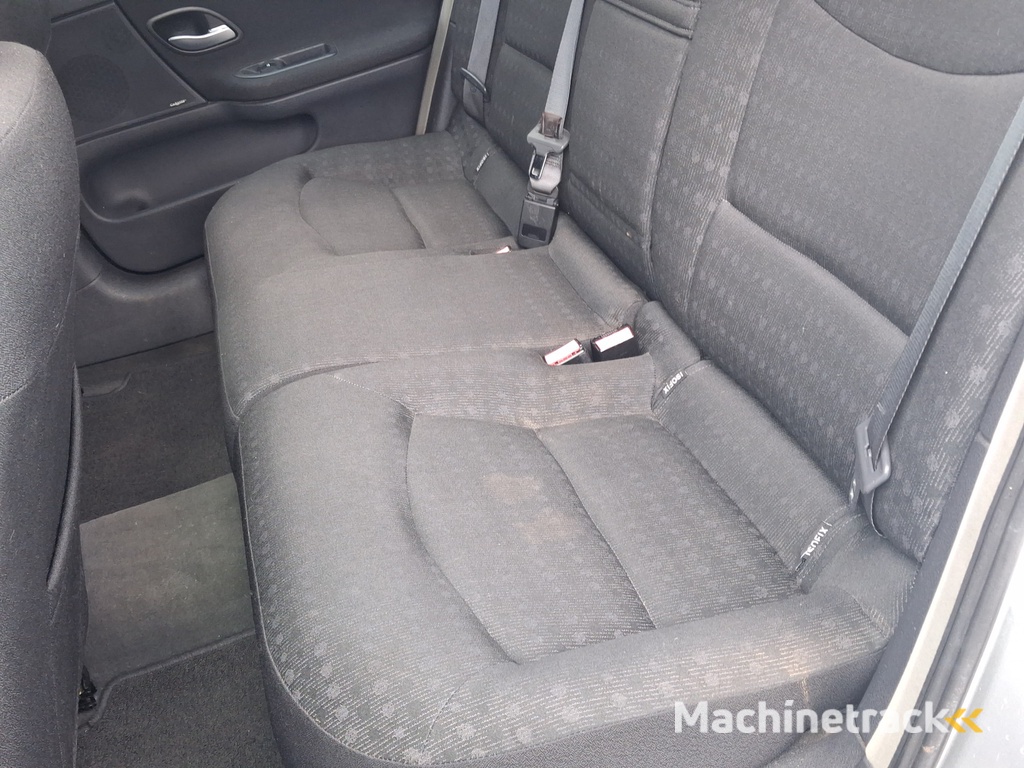 Renault Laguna Grand Tour 2.0-16V Dynamique