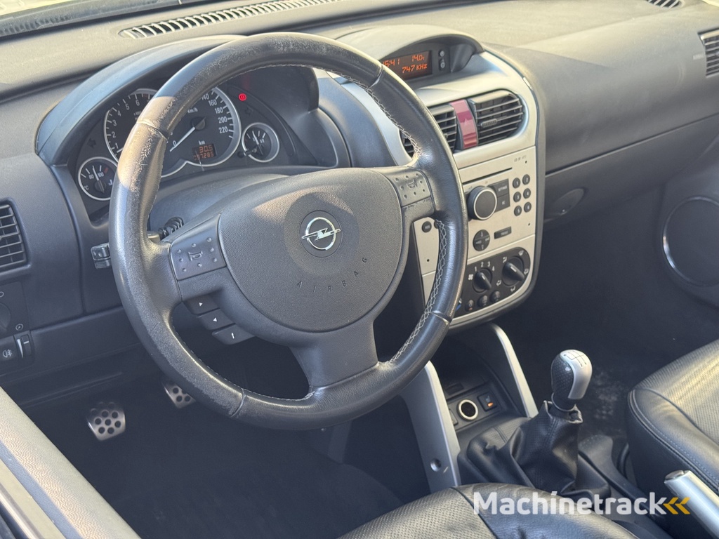 Opel Tigra TwinTop 1.8-16V Cosmo