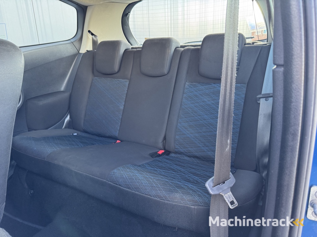 Renault Clio 1.2-16V Special Line