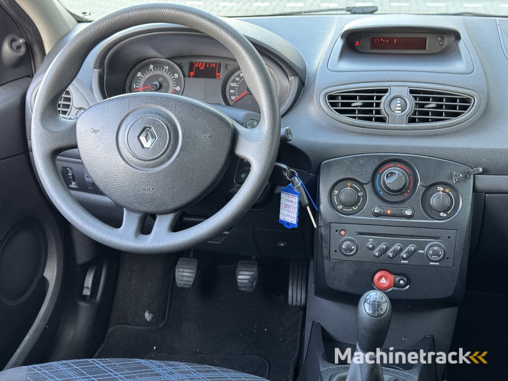 Renault Clio 1.2-16V Special Line