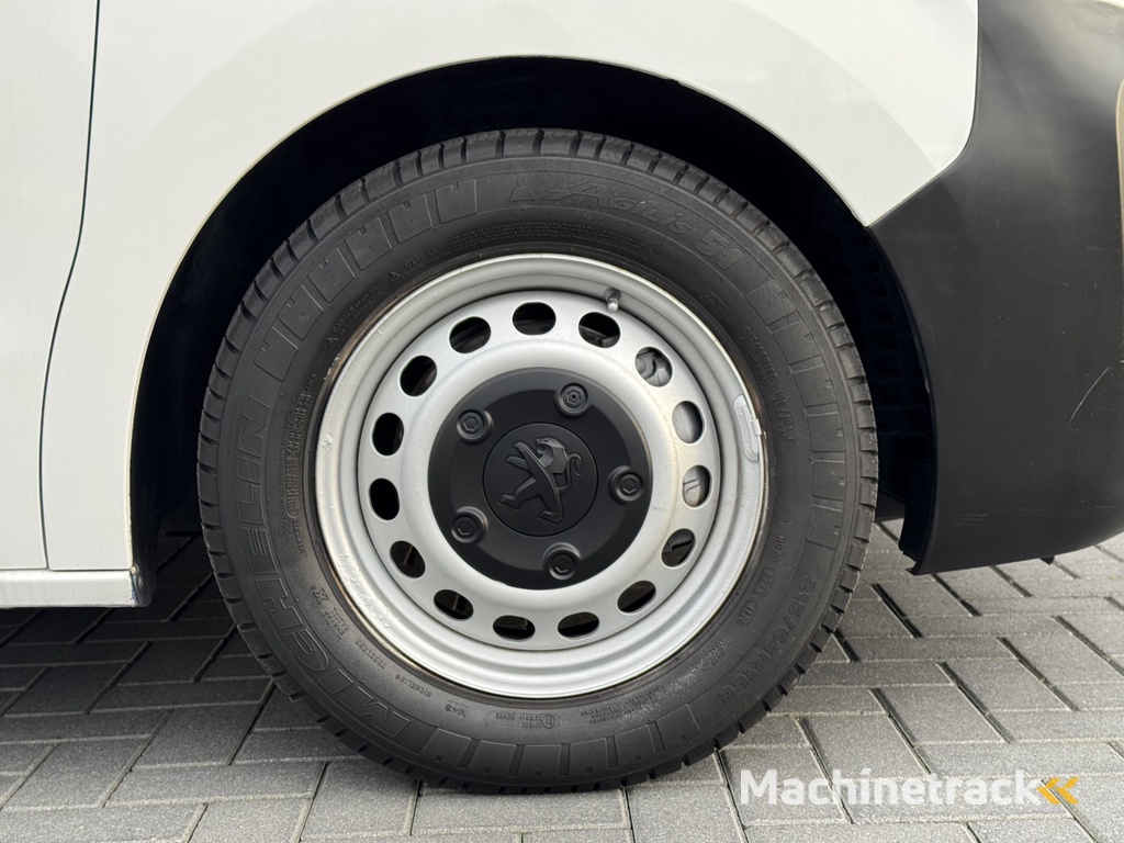 Peugeot Expert 231L 2.0 BlueHDI 120 DC Pro