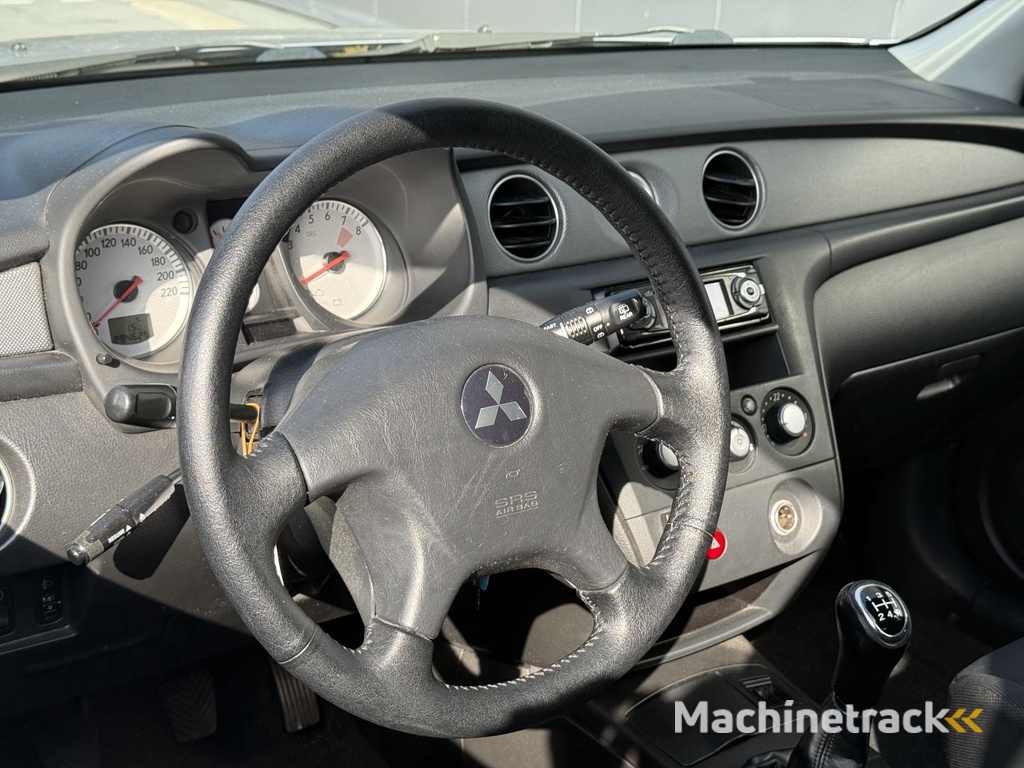 Mitsubishi Outlander Sport 2.0 Invite+