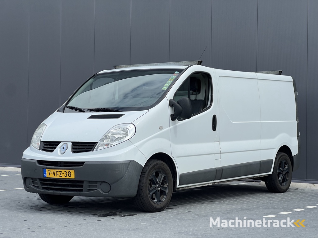 Renault Trafic 2.5 dCi T29 L2H1