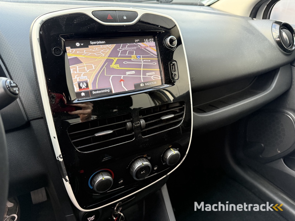 Renault Clio Estate 0.9 TCe Limited | Nieuw binnen | RIJKLAAR | Navi