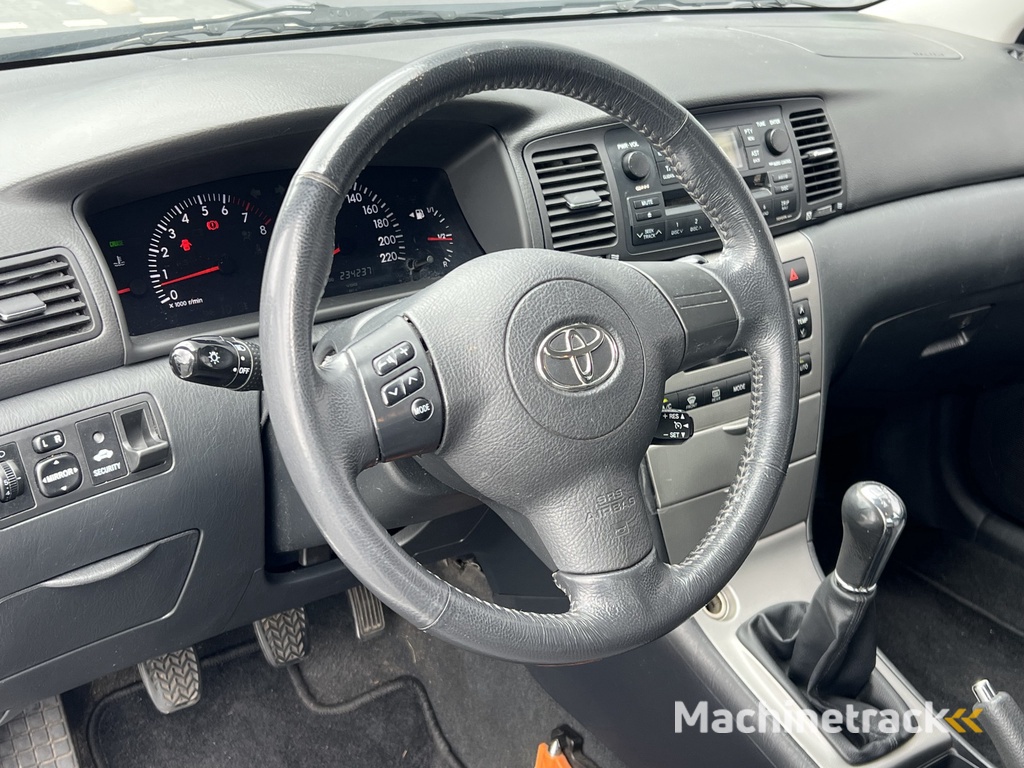 Toyota Corolla 1.6 VVT-i Anniversary