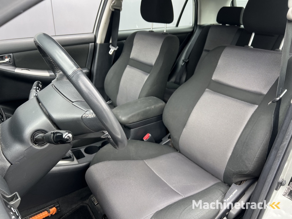 Toyota Corolla 1.6 VVT-i Anniversary