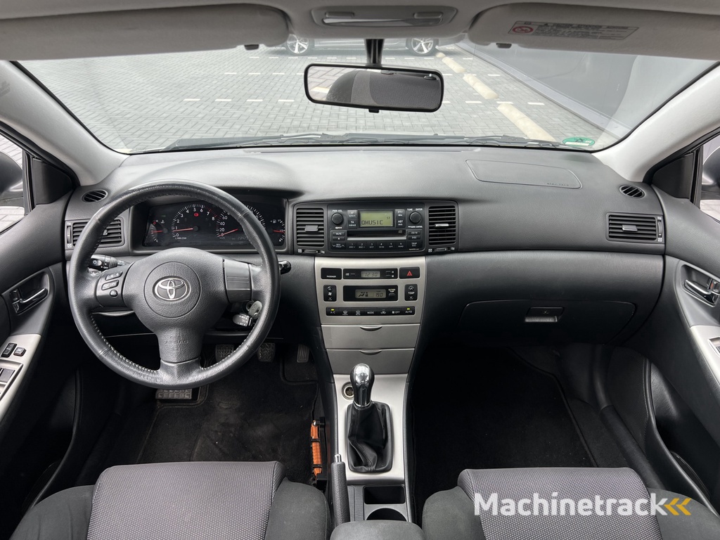 Toyota Corolla 1.6 VVT-i Anniversary