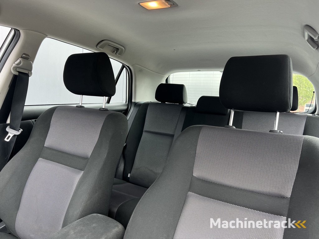 Toyota Corolla 1.6 VVT-i Anniversary