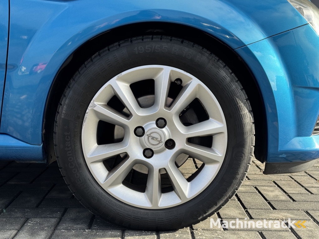 Opel Tigra TwinTop 1.8-16V Cosmo