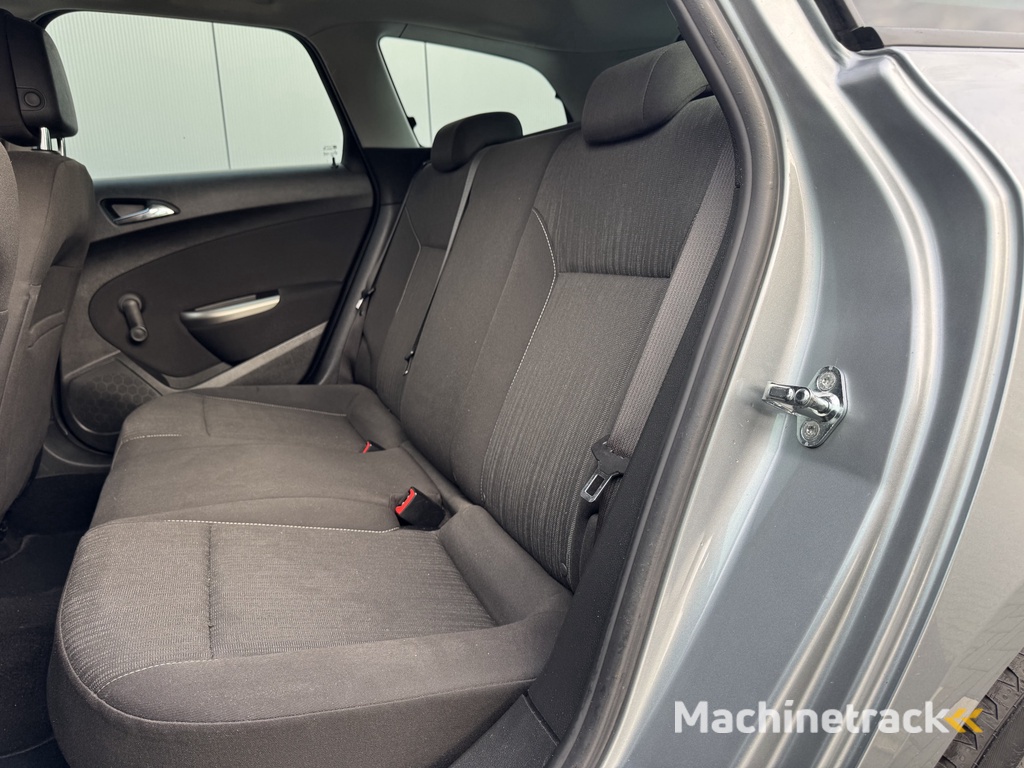 Opel Astra Sports Tourer 1.4 Turbo Sport