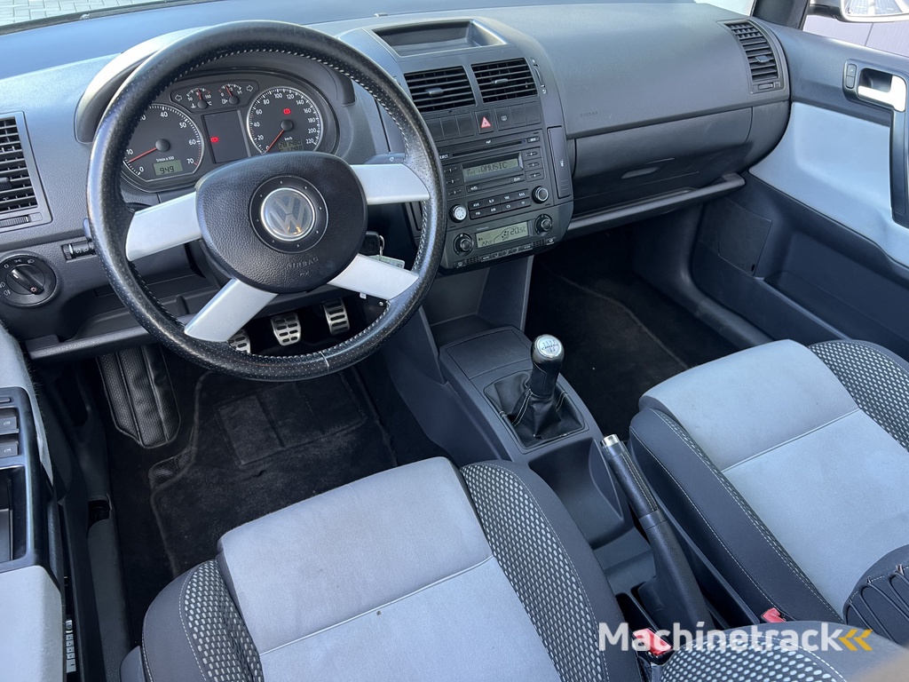 Volkswagen Polo 1.6-16V Cross