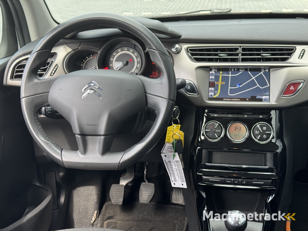 Citroen C3 Citroën  1.2 PureTech Selection