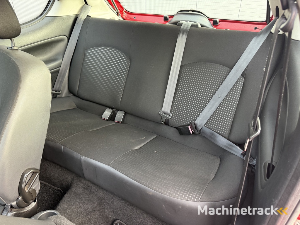 Peugeot 206 + 1.1 XR