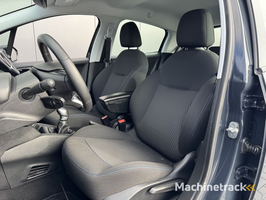 Peugeot 208 1.2 PureTech Signature