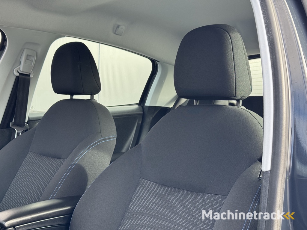 Peugeot 208 1.2 PureTech Signature