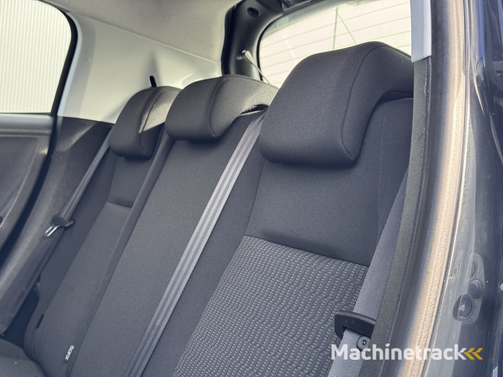 Peugeot 208 1.2 PureTech Signature