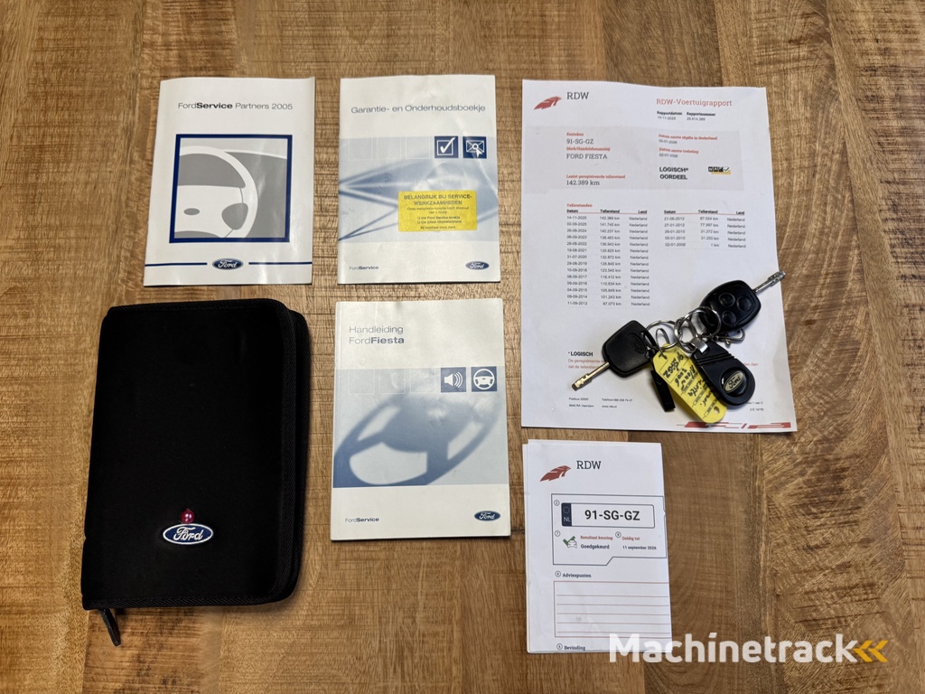 Ford Fiesta 1.4-16V Futura | RIJKLAAR | Airco | APK tot 11-09-2026