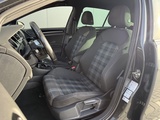 Miniaturansicht von Volkswagen Golf 1.4 TSI GTE Connected Series