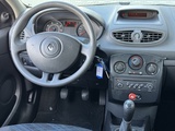 Miniaturansicht von Renault Clio 1.2-16V Special Line