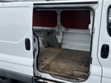 Miniaturansicht von Renault Trafic 2.5 dCi T29 L2H1